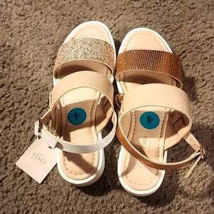 Girl sandals